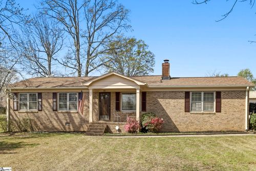 305 Vine Hill Rd, Greenville, SC, 29607-5651 | Card Image