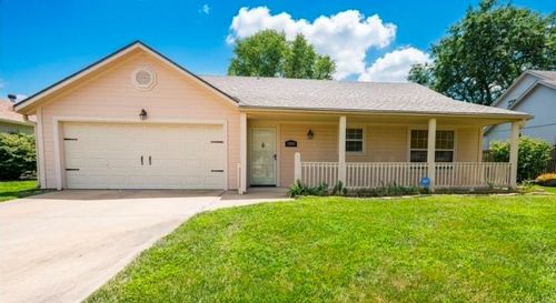 14923 E 48th Ter, Kansas City, MO, 64136-1303 | Card Image