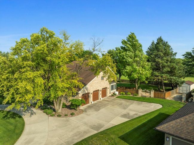 1810 Cardinal Ct, House other with 4 bedrooms, 6 bathrooms and 3 parking in Pontiac IL | Image 73
