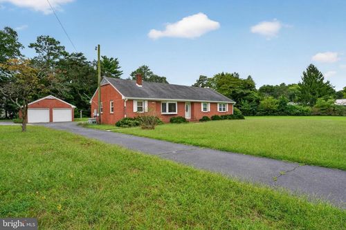 9377 Middleford Rd, SEAFORD, DE, 19973-7832 | Card Image