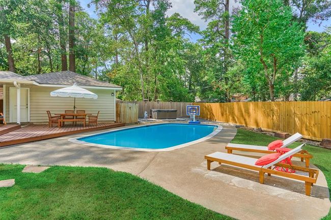 6102 Darby Way, House other with 5 bedrooms, 3 bathrooms and 2 parking in Spring TX | Image 37