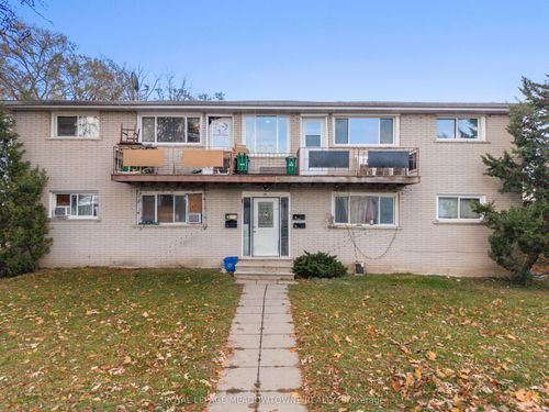 94 Sixth Ave, Brantford, ON, N3S1B2 | Card Image