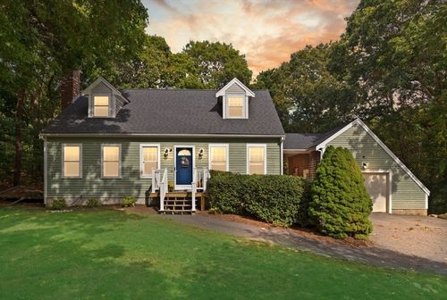 10 Homestead Rd, Sagamore Beach, MA, 02562-2432 | Card Image