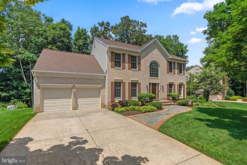 8008 Lions Crest Way, GAITHERSBURG, MD, 20879-5637 | Card Image