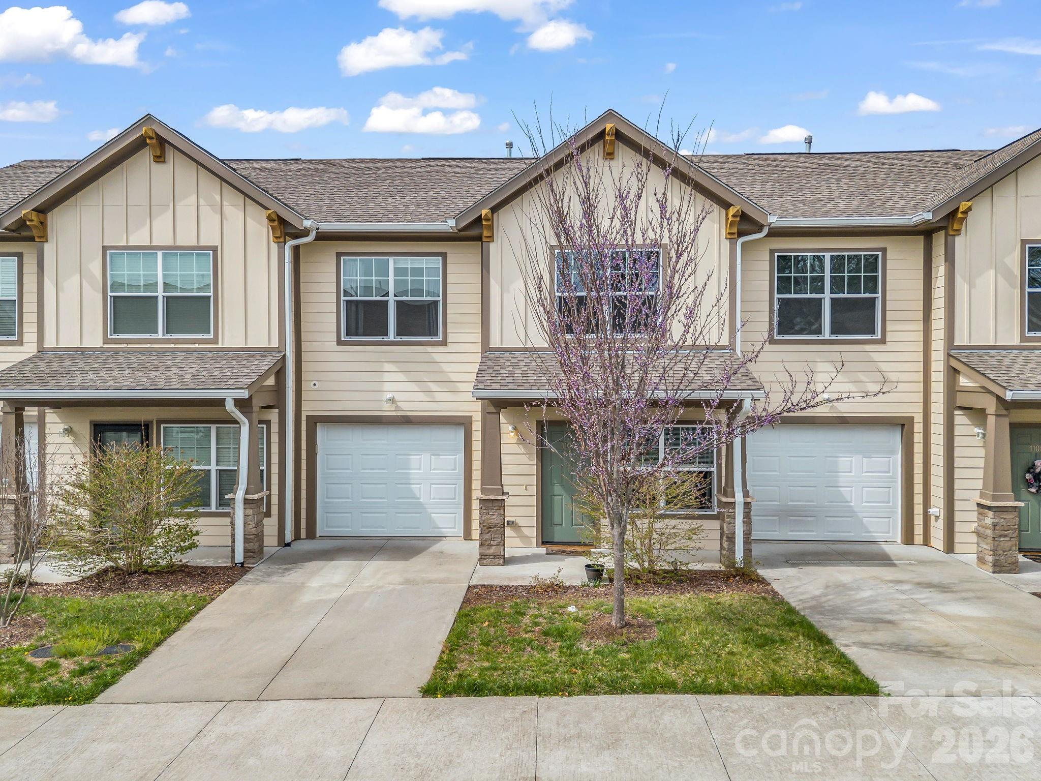 Residential in Arden