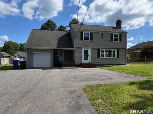 618 Willard Ave, Newington, CT, 06111-2614 | Card Image