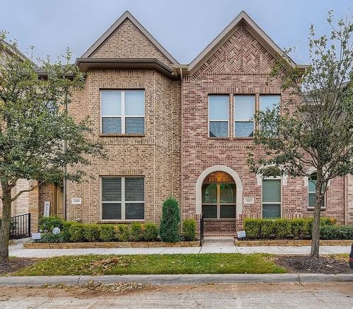 4113 Broadway Ave, Flower Mound, TX, 75028-7745 | Card Image