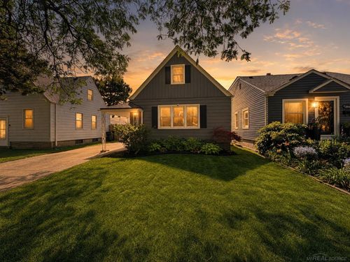 3364 23rd St, Wyandotte, MI, 48192-6015 | Card Image