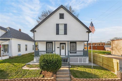 11209 Chicago Ave, Sugar Creek, MO, 64054-1101 | Card Image