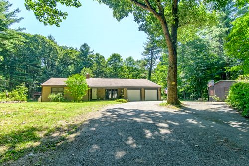 1668 North Rd, Killingly, CT, 06241-1307 | Card Image