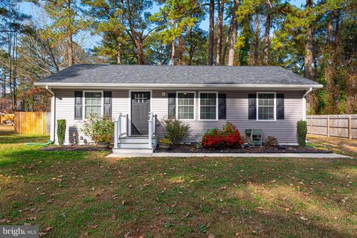 806 Mohawk Ave, SALISBURY, MD, 21801-3036 | Card Image