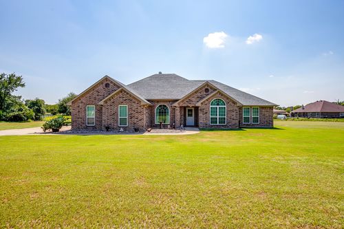 2500 County Road 425, Cleburne, TX, 76031-8804 | Card Image