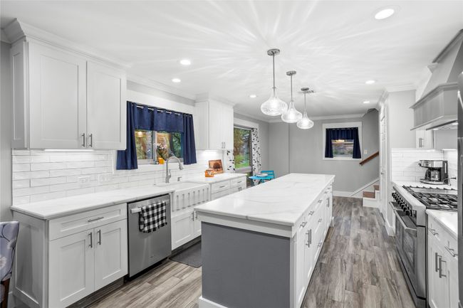 3905 Shady Creek Dr, House other with 4 bedrooms, 3 bathrooms and null parking in Euless TX | Image 7