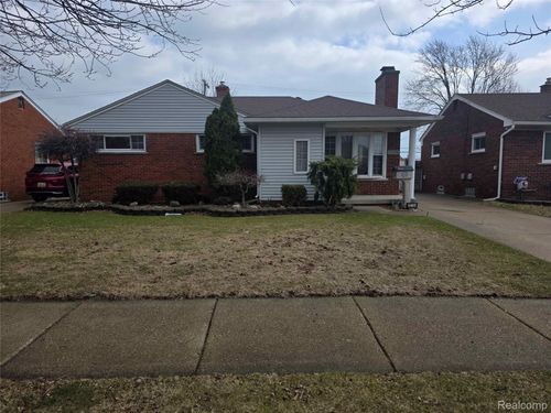 25784 Collingwood St, Roseville, MI, 48066-3939 | Card Image