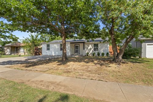 2810 Altman Dr, Irving, TX, 75062-4227 | Card Image