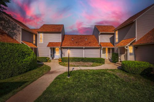 901 Vose Dr, Gurnee, IL, 60031-3101 | Card Image