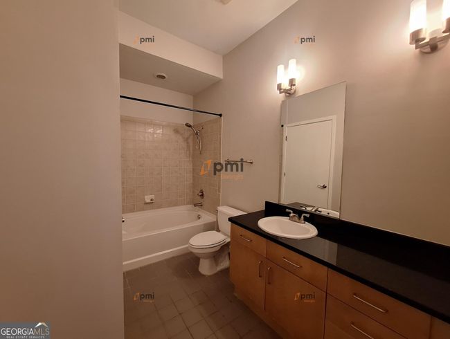 UNIT-2306 - 5300 Peachtree Rd, Condo with 2 bedrooms, 2 bathrooms and null parking in Chamblee GA | Image 14