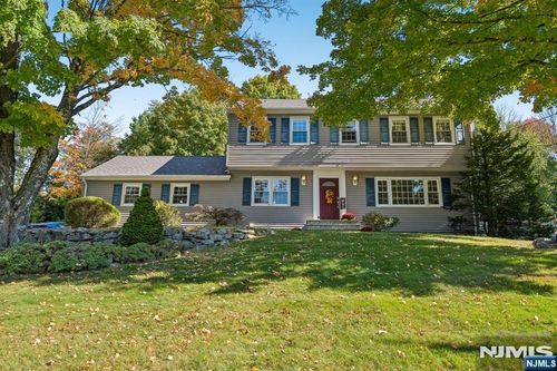 88 Vreeland Rd, West Milford, NJ, 07480-2937 | Card Image