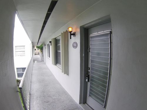 556 Capri L, Delray Beach, FL, 33484-5148 | Card Image