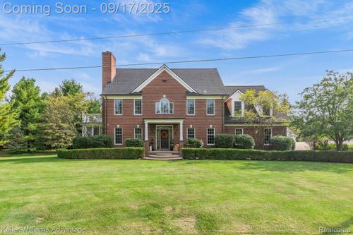 4710 Botany Gln, Commerce Township, MI, 48382-1382 | Card Image