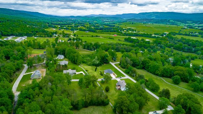 19 Lower Brow Rd, House other with 5 bedrooms, 4 bathrooms and null parking in Dunlap TN | Image 65