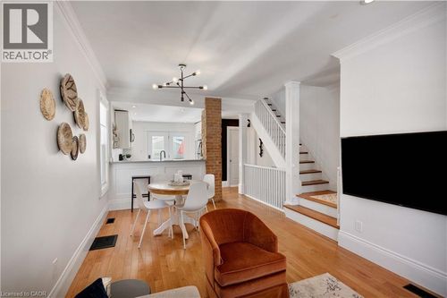 37 Chatham Street, Hamilton, ON, L8P2B3 | Card Image