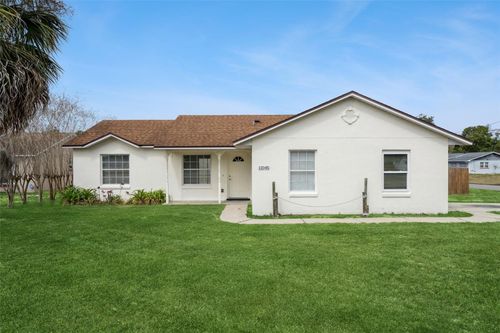 11045 Pine St, LEESBURG, FL, 34788-4335 | Card Image