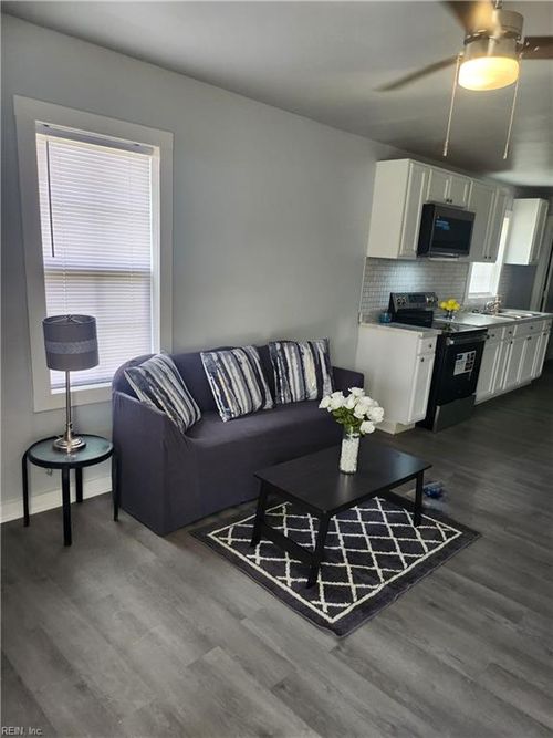 704 Factory St, Suffolk, VA, 23434-4170 | Card Image