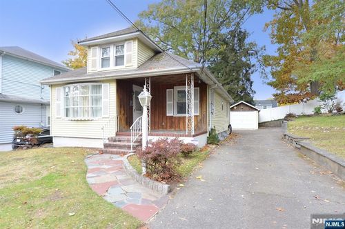 507 James St, New Milford, NJ, 07646-1023 | Card Image