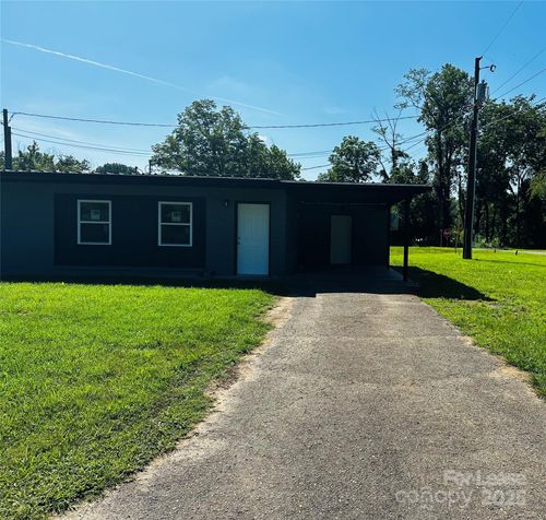 2-39 Hawkins Rd, Marion, NC, 28752-5877 | Card Image