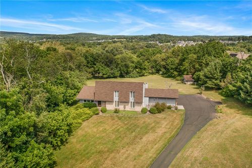 5796 Beverly Hills Rd, Coopersburg, PA, 18036-1802 | Card Image