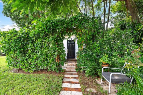 328 Hawthorne Drive, Lake Park, FL, 33403 | Card Image