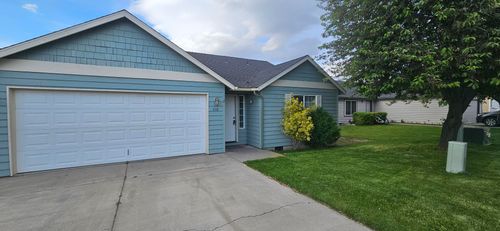 578 Ne Marigold St, Madras, OR, 97741-1003 | Card Image