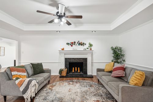 215 Shady Oak Rd, Keene, TX, 76059-2432 | Card Image