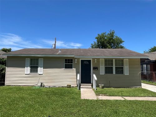 2213 Isabella St, Houston, TX, 77004-4329 | Card Image