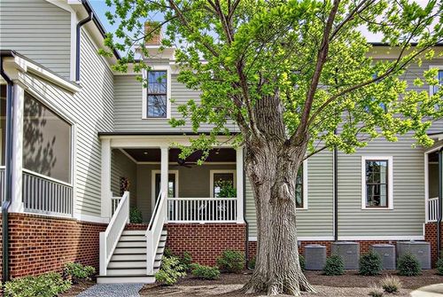 1072 Green St, Roswell, GA, 30075-3638 | Card Image