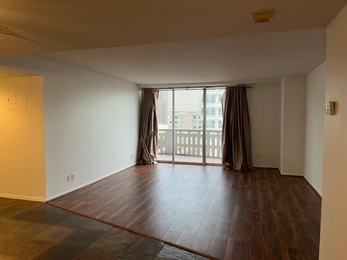 apt-1005-2016 Main St, Houston, TX, 77002-8800 | Card Image