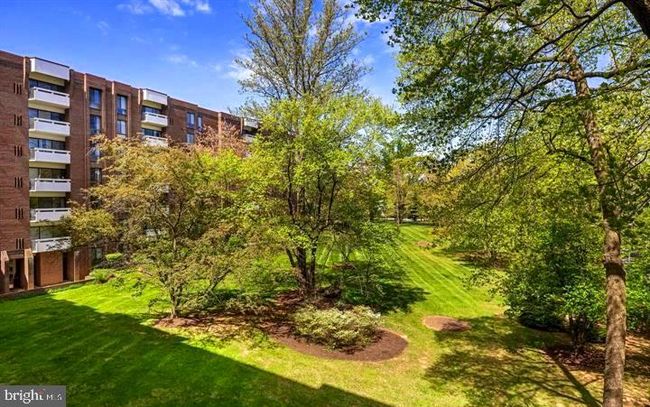 APT-401 - 7 Slade Ave, Condo with 3 bedrooms, 2 bathrooms and null parking in Baltimore MD | Image 45