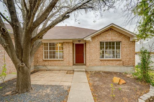 3807 Eagles Nest St, Round Rock, TX, 78665-1105 | Card Image