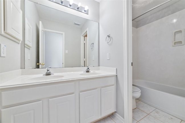 16602 Blue Vista Dr, House other with 5 bedrooms, 5 bathrooms and 2 parking in Houston TX | Image 31