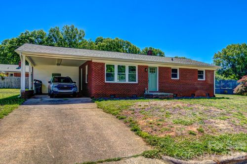 303 Mark St, Cherryville, NC, 28021-3528 | Card Image