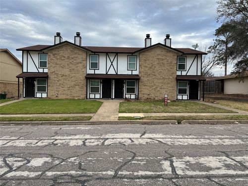 apt-d-2017 Paisley Dr, Arlington, TX, 76015-2845 | Card Image