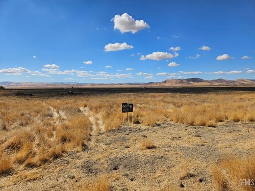  Big Bend Trl, Santa Margarita, CA, 93453 | Card Image