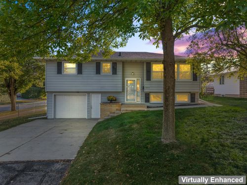 3916 17th Ave Nw, Rochester, MN, 55901-1318 | Card Image