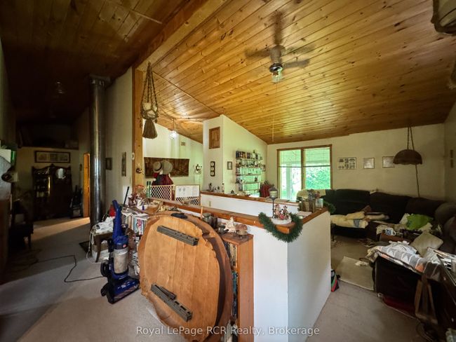 585250 Sideroad 10 A, House other with 2 bedrooms, 1 bathrooms and 4 parking in Municipality Of Grey Highlands ON | Image 7