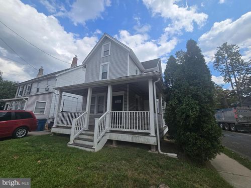 1 E Maple Ave, MORRISVILLE, PA, 19067-6277 | Card Image