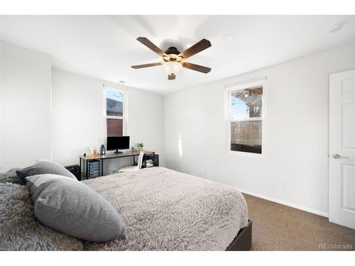 3613 N Harrison St, Denver, CO, 80205-3824 | Card Image