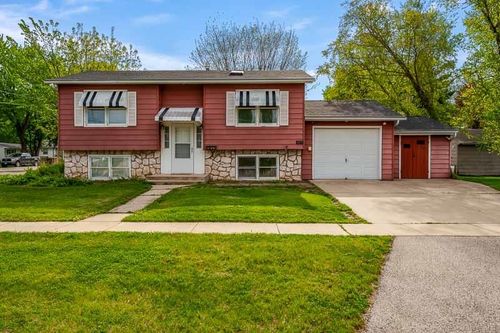 1126 Columbia Ave, BELVIDERE, IL, 61008-5044 | Card Image