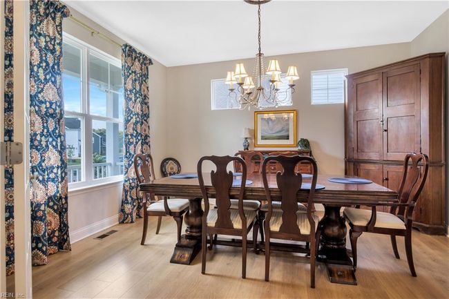 Formal dining room with Swarovski Crystal Chandelier | Image 6