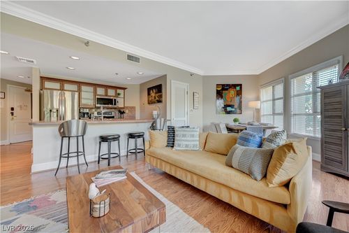 unit-325-30 Strada Di Villaggio, Henderson, NV, 89011-2823 | Card Image